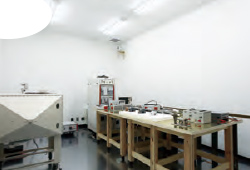 第2シールドルーム（車載） 車載規格用